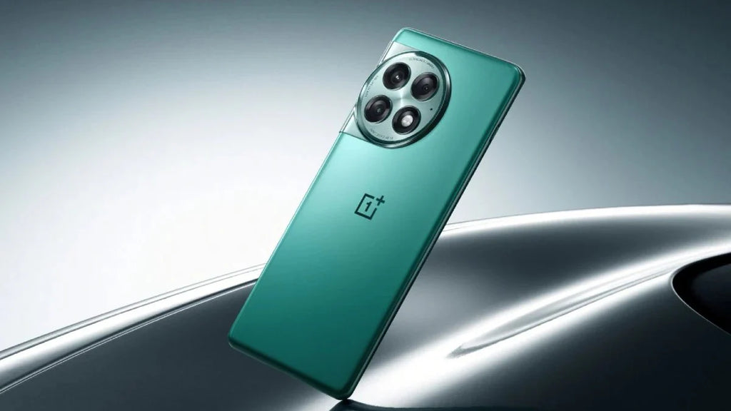 OnePlus Ace 3 Pro مع معالج Snapdragon 8 Gen 3 وبطارية 6,100mAh